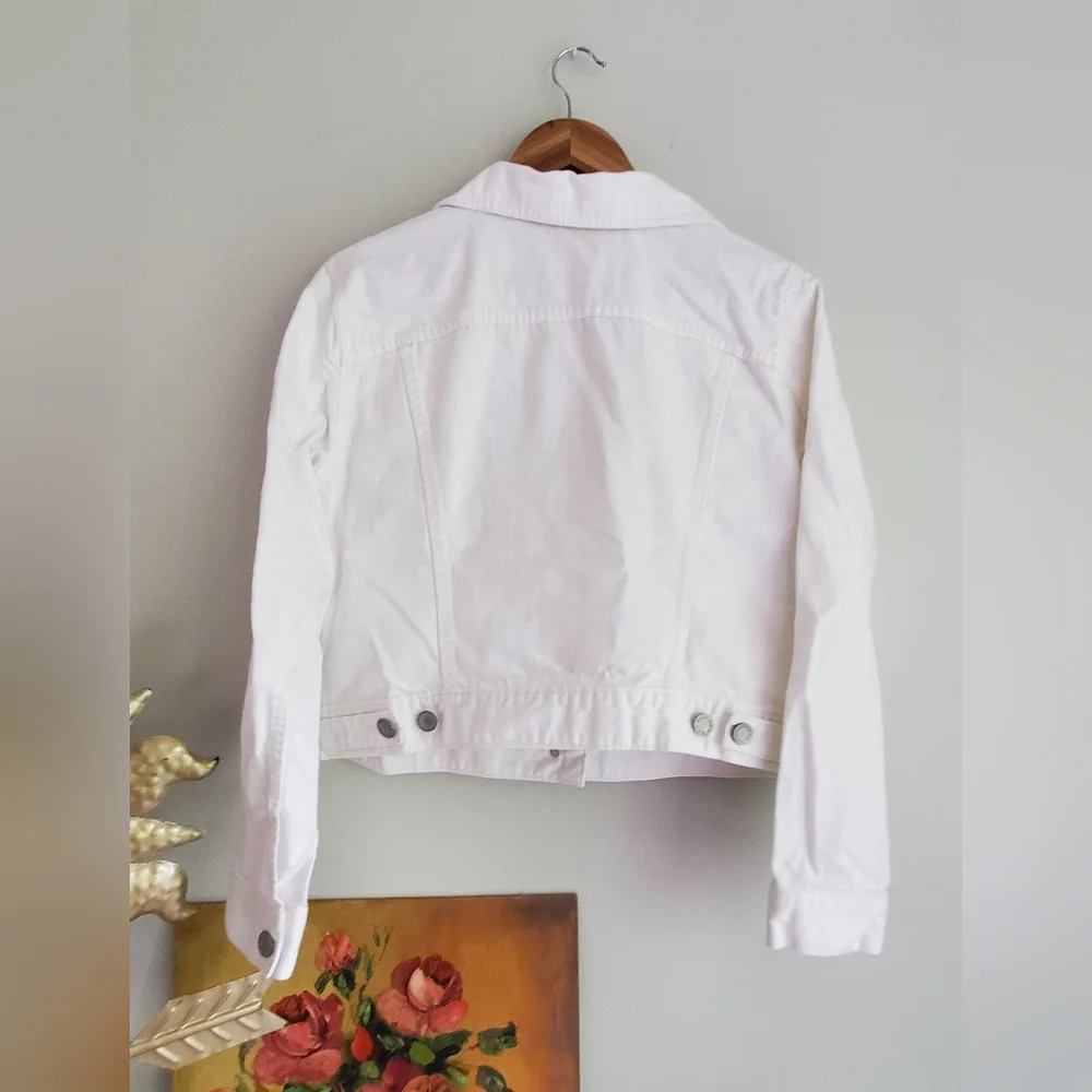 ANA Women's White Cropped Distressed Denim Jacket Size XL - Picture 8 of 8